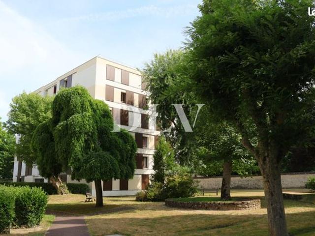 Studio 1 pièce 27 m²