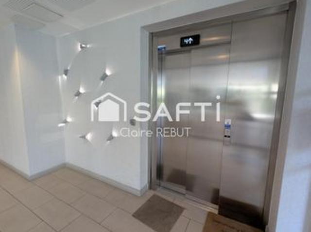 Studio 1 pièce 27 m²
