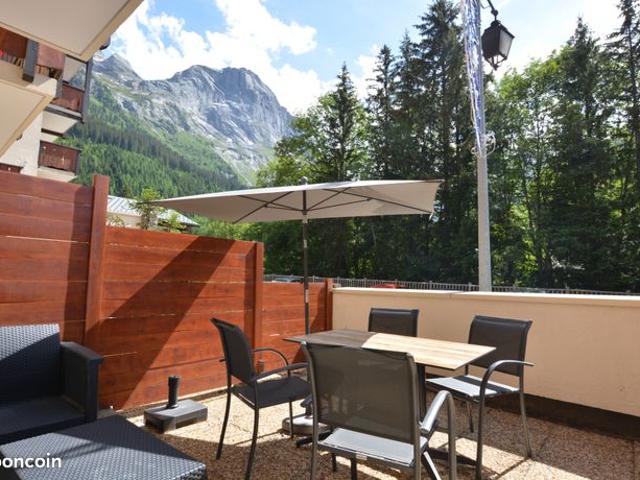 Studio 1 pièce 27 m²