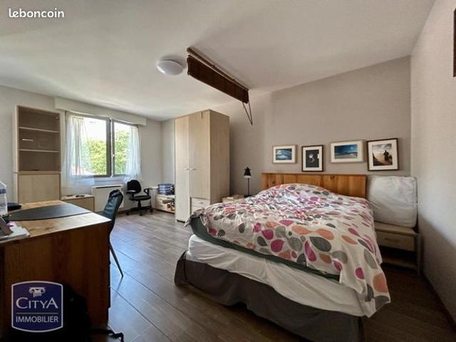 Studio 1 pièce 27 m²