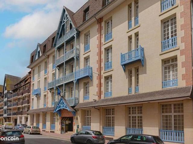 Studio 1 pièce 27 m²