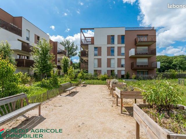 Studio 1 pièce 27 m²