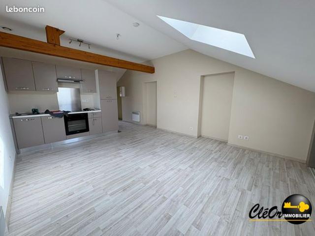 Studio 1 pièce 27 m²