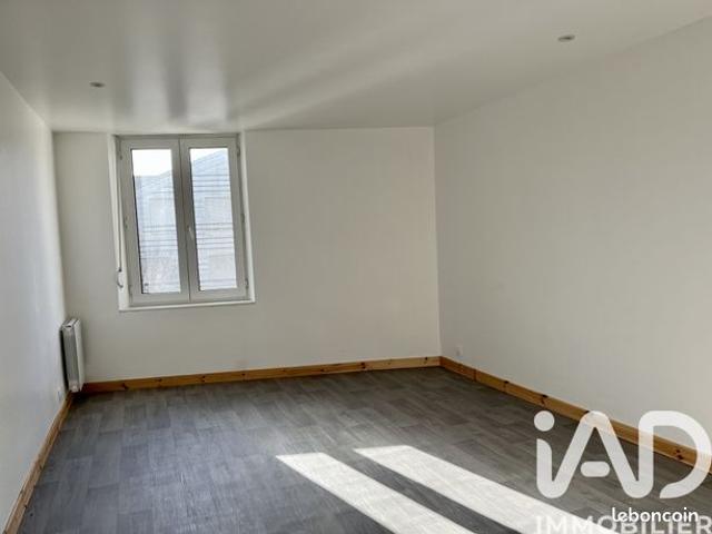 Studio 1 pièce 27 m²