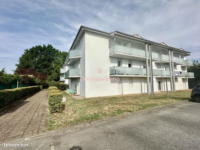 Studio 1 pièce 27 m²