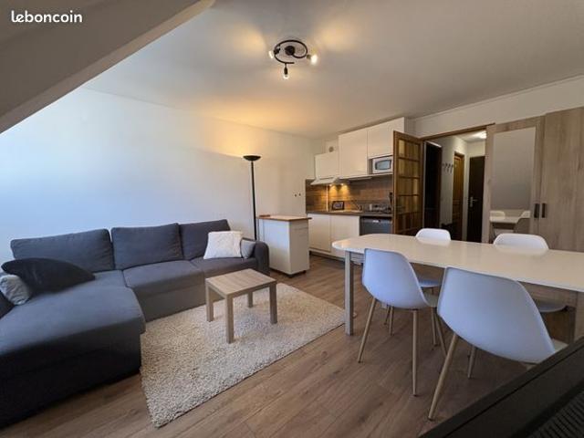 Studio 1 pièce 27 m²