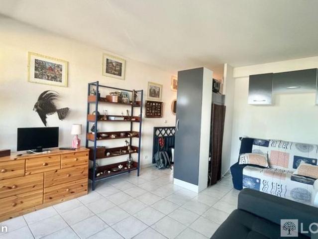 Studio 1 pièce 27 m²