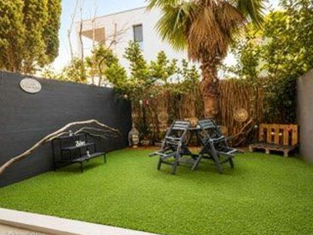 Studio 1 pièce 27 m²