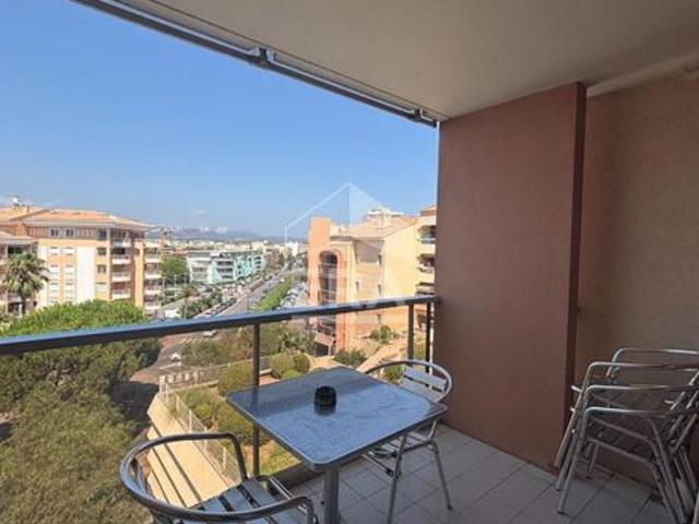 Studio 1 pièce 27 m²