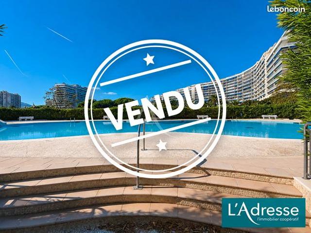 Studio 1 pièce 27 m²