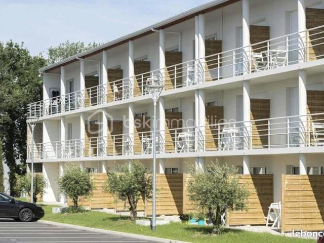 Studio 1 pièce 27 m²