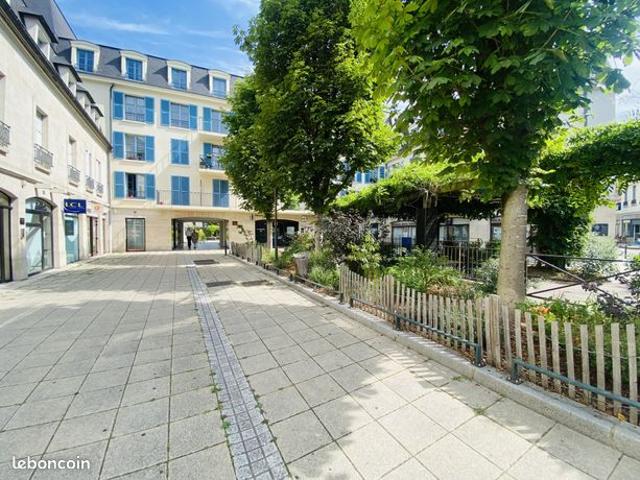 Studio 1 pièce 27 m²