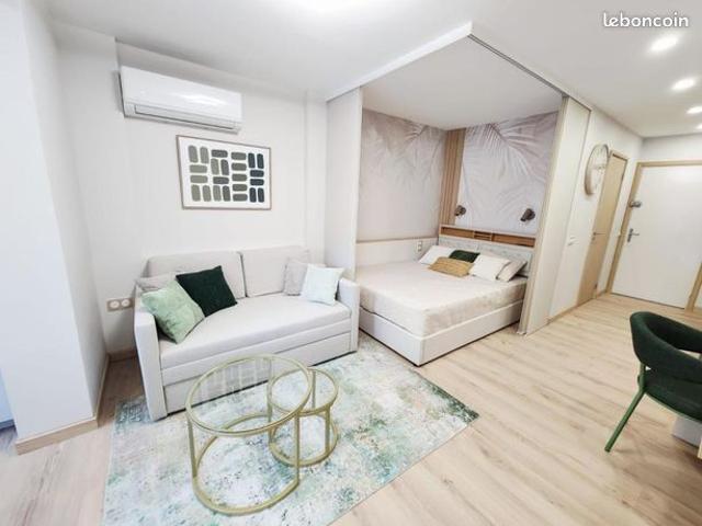 Studio 1 pièce 27 m²