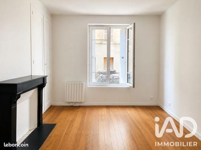 Studio 1 pièce 27 m²