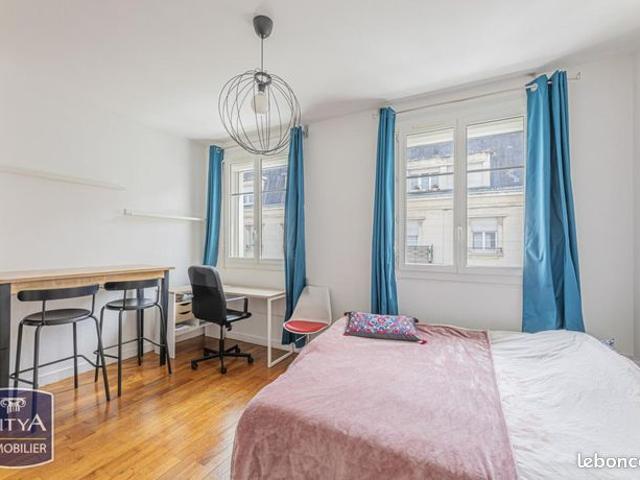 Studio 1 pièce 27 m²
