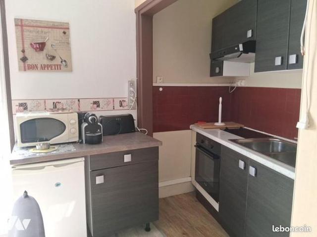 Studio 1 pièce 27 m²