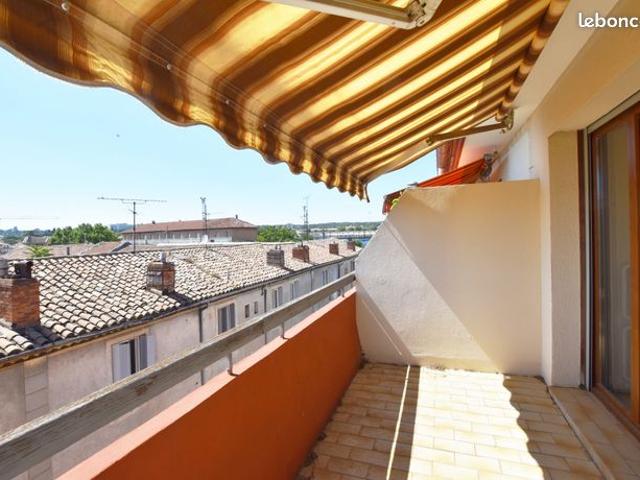 Studio 1 pièce 27 m²