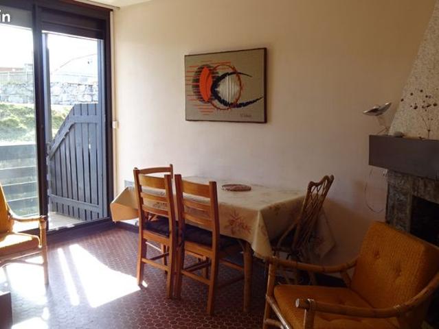 Studio 1 pièce 27 m²