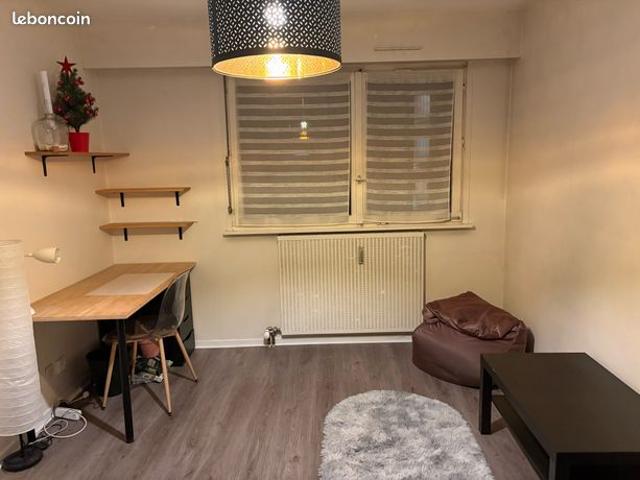Studio 1 pièce 27 m²
