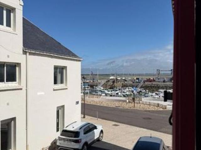 Studio 1 pièce 27 m²