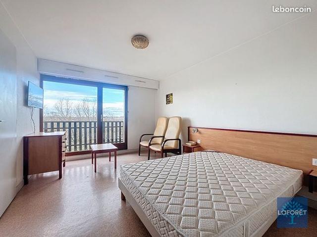 Studio 1 pièce 27 m²