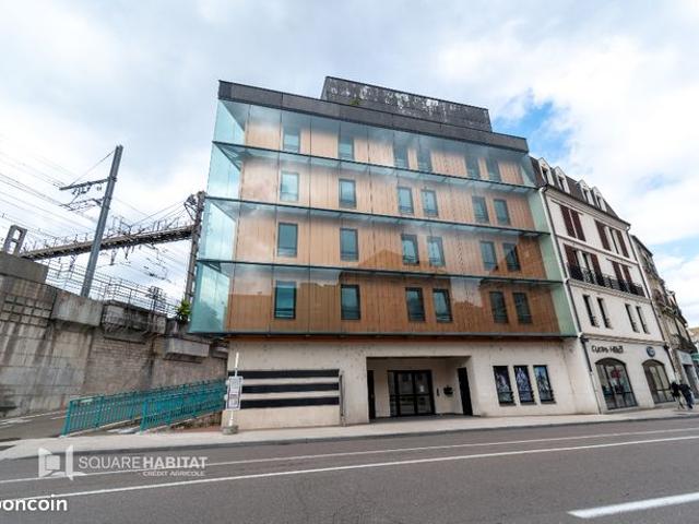 Studio 1 pièce 27 m²
