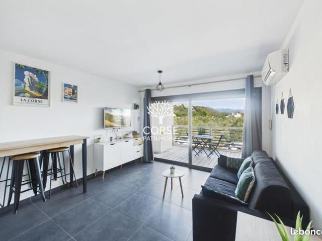 Studio 1 pièce 27 m²