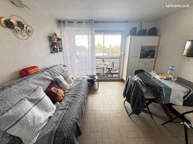Studio 1 pièce 27 m²