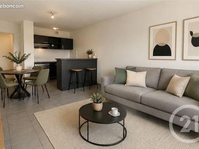 Studio 1 pièce 27 m²