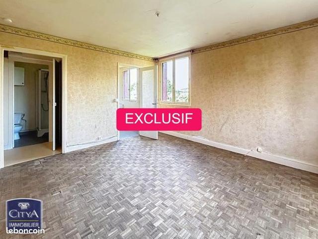 Studio 1 pièce 27 m²
