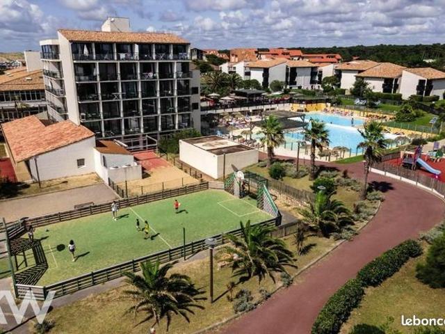 Studio 1 pièce 27 m²