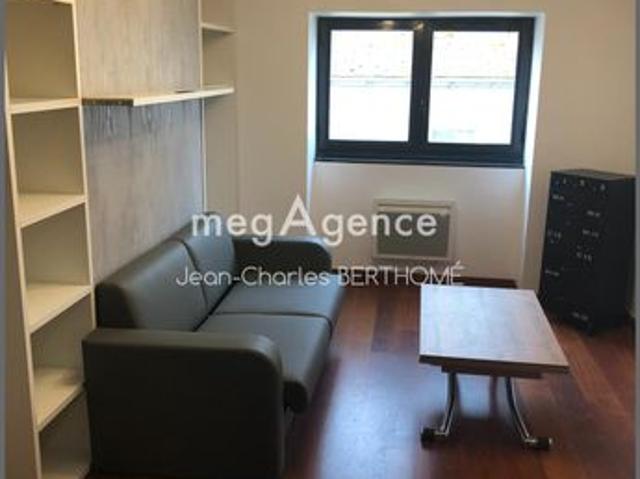 Studio 1 pièce 27 m²
