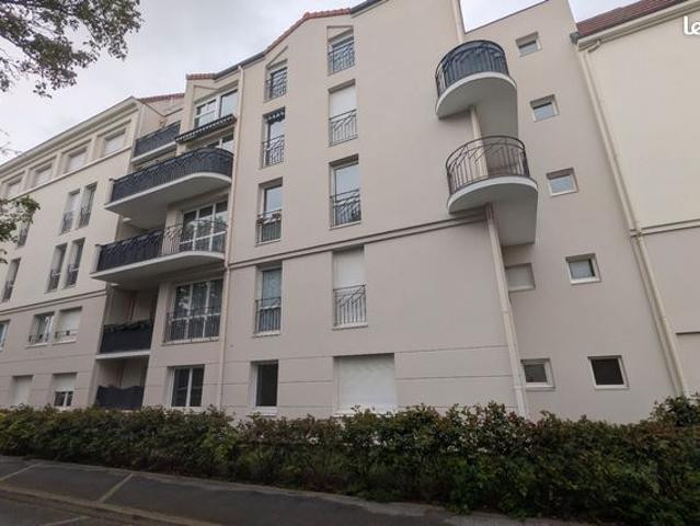 Studio 1 pièce 27 m²