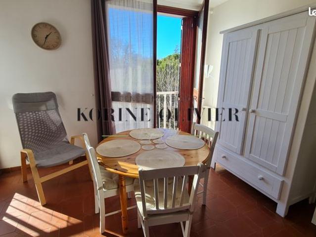 Studio 1 pièce 27 m²