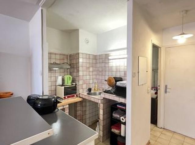 Studio 1 pièce 27 m²