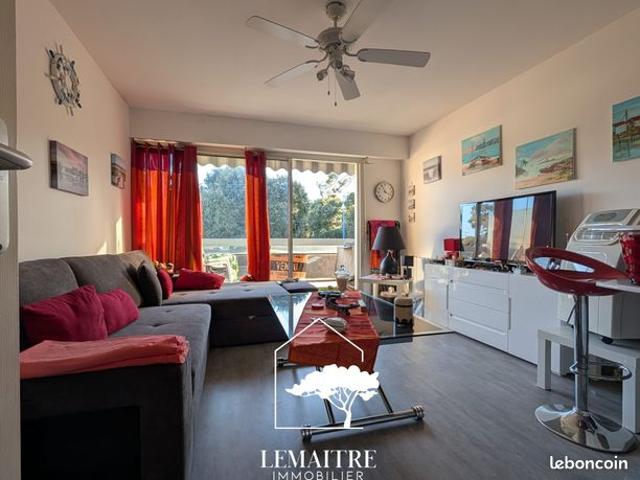 Studio 1 pièce 24 m²