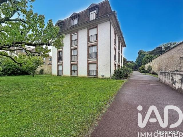 Studio 1 pièce 24 m²