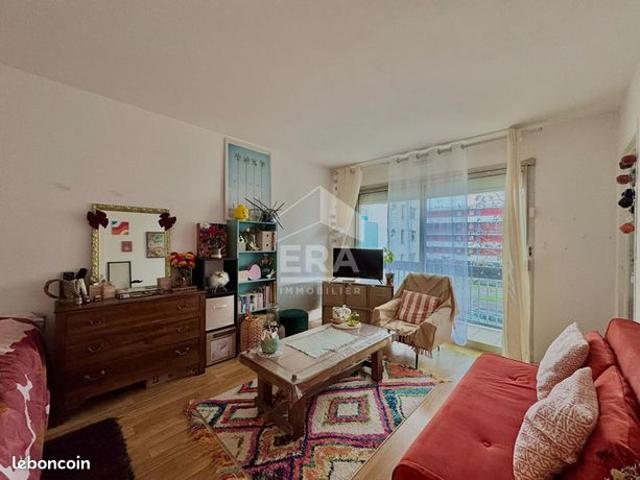 Studio 1 pièce 24 m²