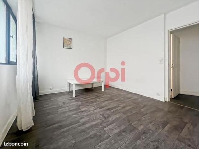 Studio 1 pièce 24 m²