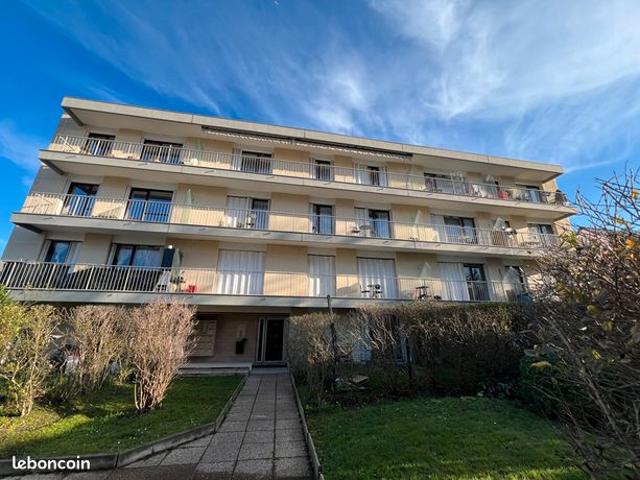 Studio 1 pièce 24 m²