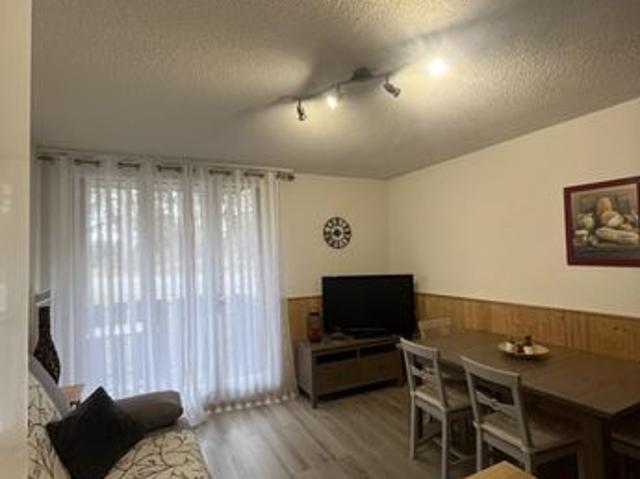 Studio 1 pièce 24 m²