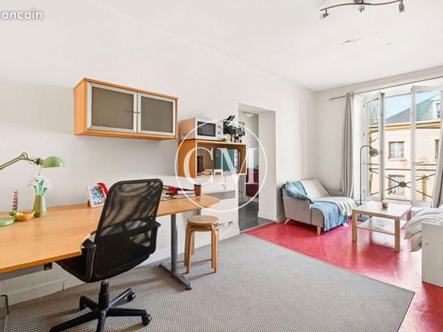 Studio 1 pièce 24 m²