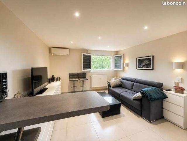 Studio 1 pièce 24 m²