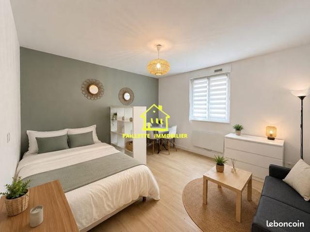 Studio 1 pièce 24 m²