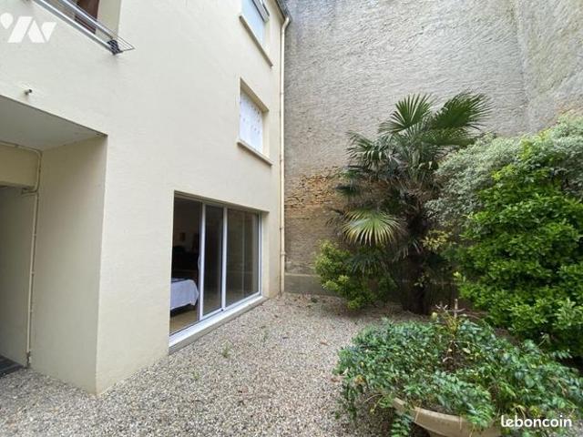 Studio 1 pièce 24 m²