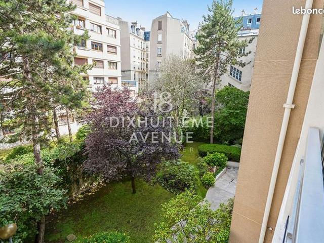 Studio 1 pièce 24 m²