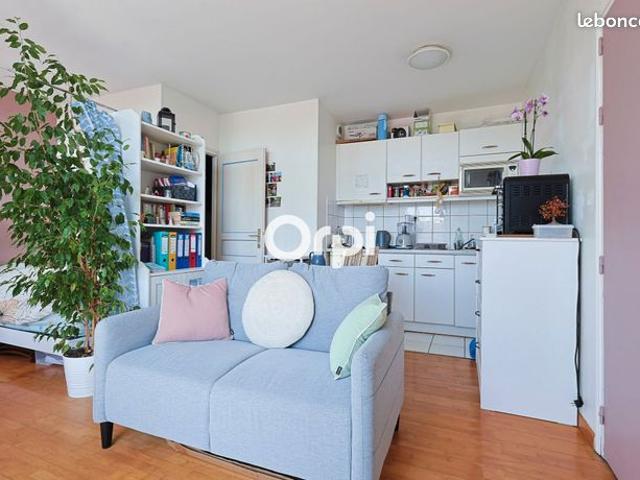 Studio 1 pièce 24 m²