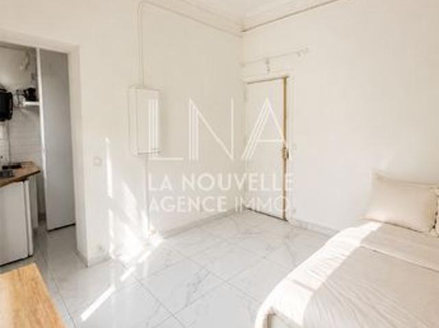 Studio 1 pièce 24 m²