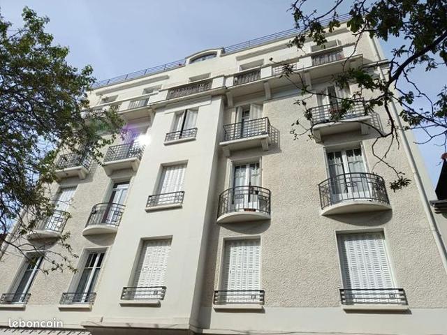Studio 1 pièce 24 m²