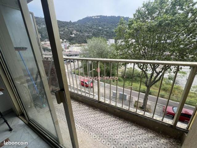 Studio 1 pièce 24 m²